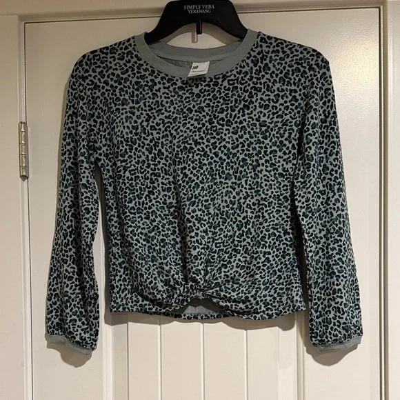 All in Motion Leopard Print Long Sleeve Top - Green - Picture 1 of 4